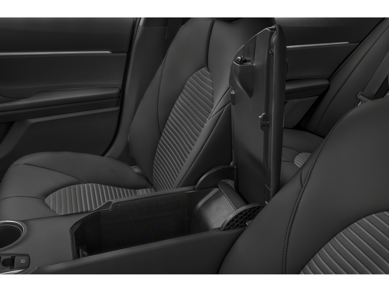 2021 Toyota Camry SE Hybrid