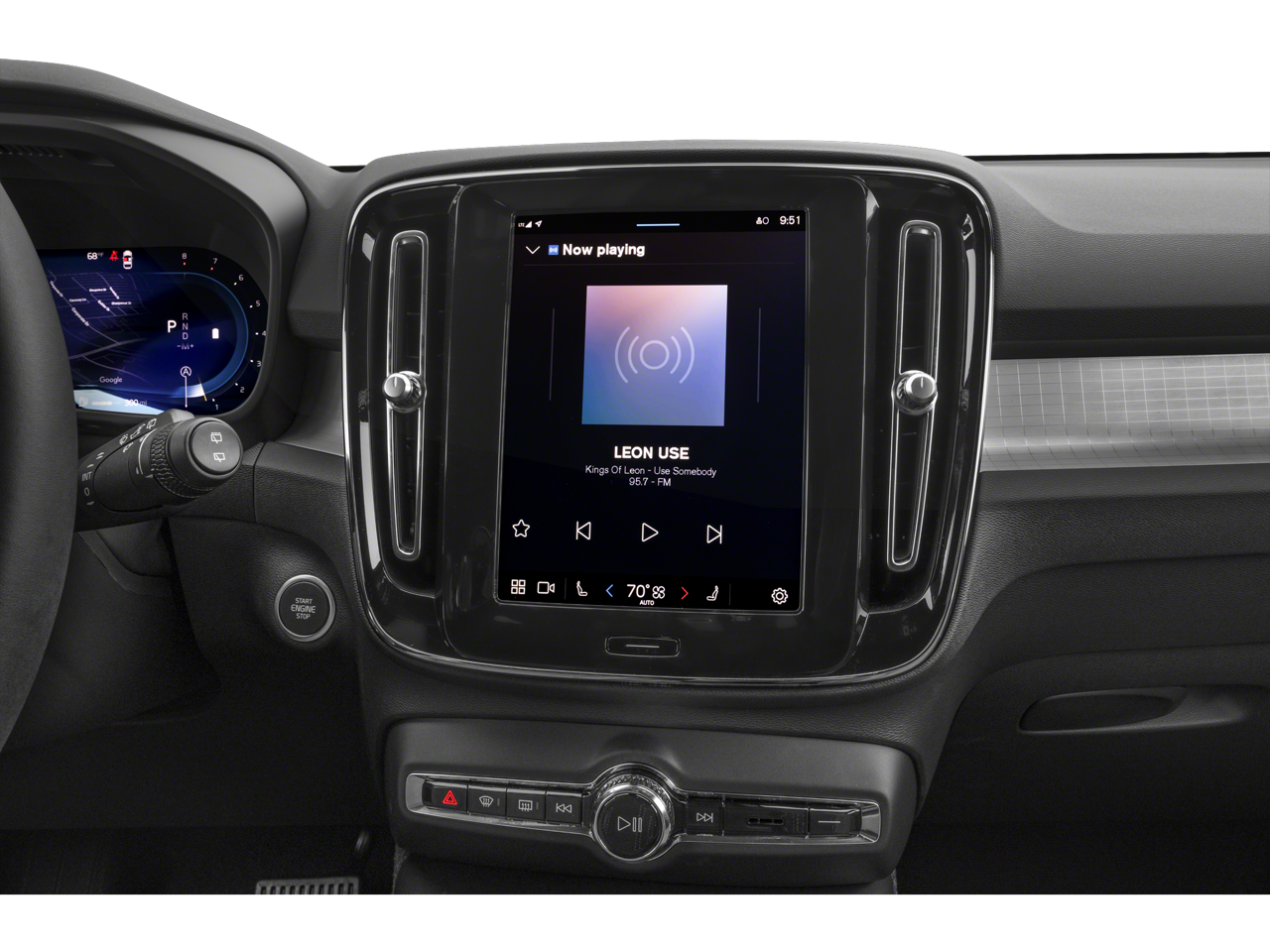 2024 Volvo XC40 B5 Ultimate Bright Theme