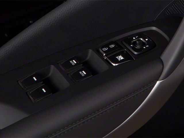 2012 Hyundai Azera 4dr Sdn