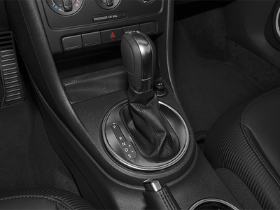 2013 Volkswagen Beetle Convertible 2.0T