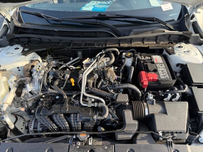 2022 Nissan Altima SR FWD