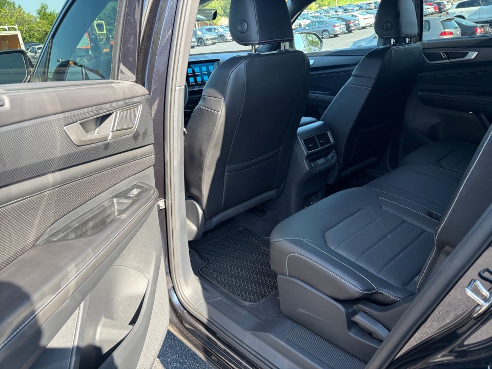 2024 Volkswagen Atlas Cross Sport 2.0T SEL R-Line
