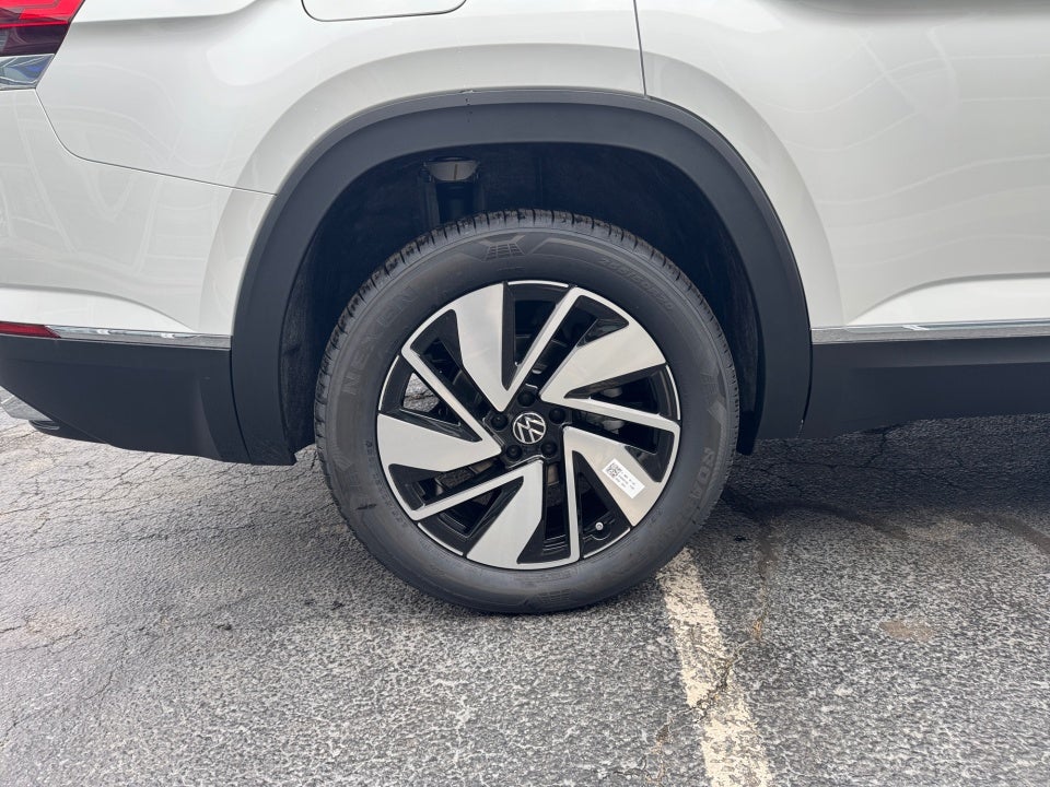 2026 Volkswagen Atlas SEL