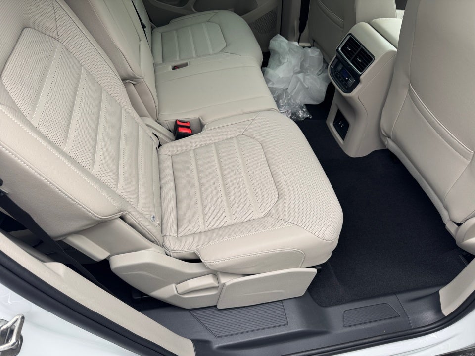 2026 Volkswagen Atlas SEL