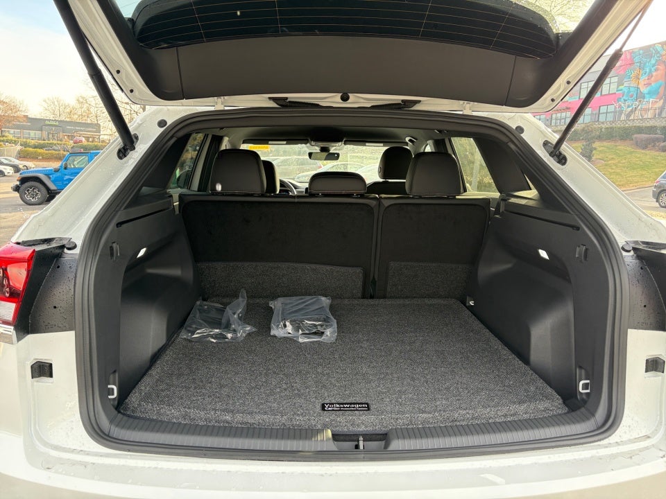 2026 Volkswagen Atlas Cross Sport SE