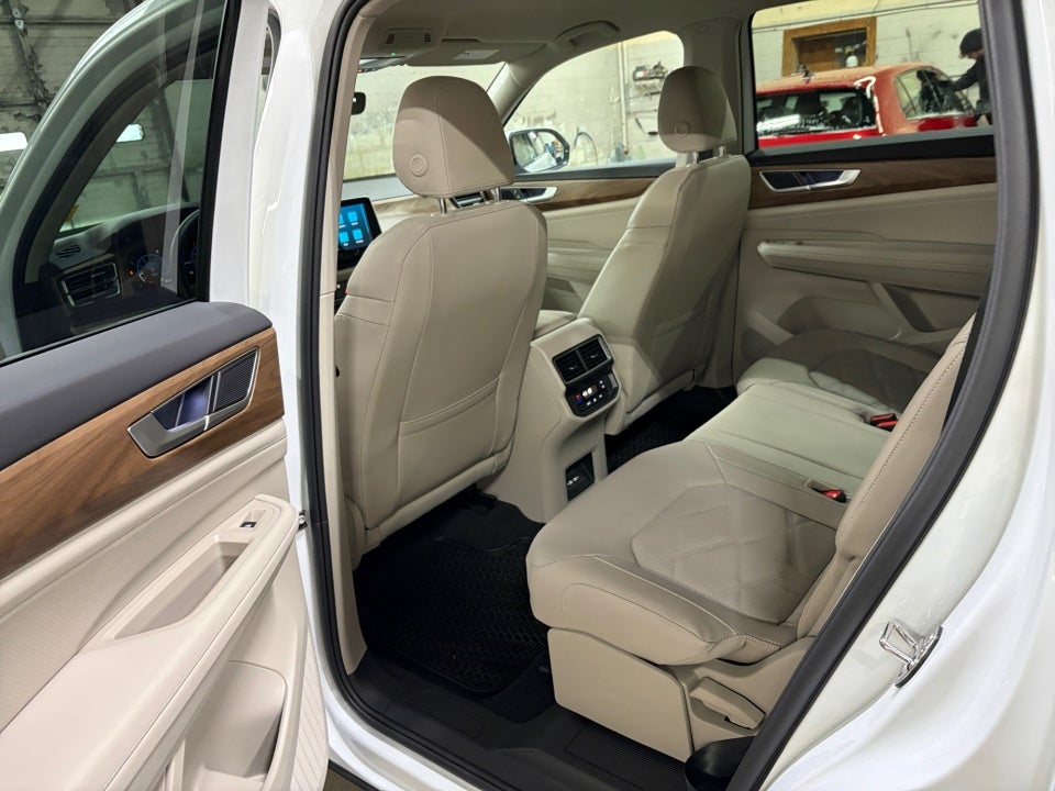 2026 Volkswagen Atlas SE