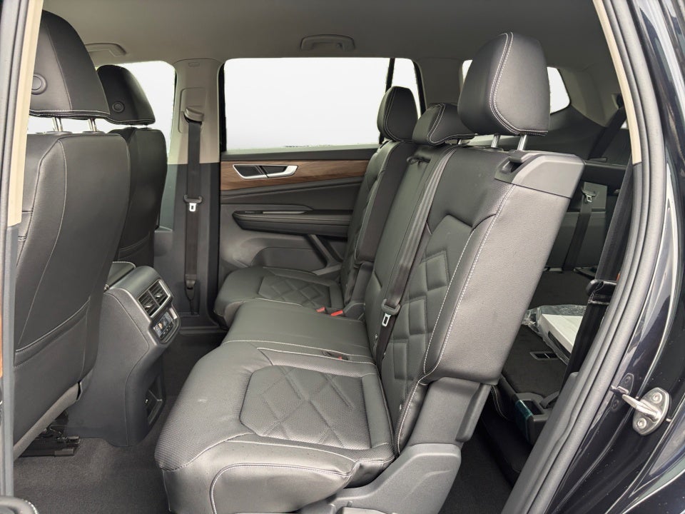 2026 Volkswagen Atlas SE