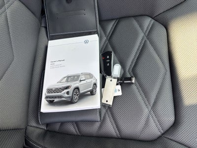 2026 Volkswagen Atlas 2.0T SE
