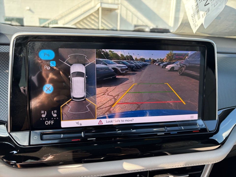 2026 Volkswagen Atlas Cross Sport SEL Premium R-Line