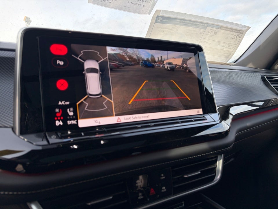 2026 Volkswagen Atlas Cross Sport SEL Premium R-Line