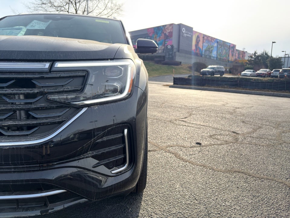 2026 Volkswagen Atlas Cross Sport SEL Premium R-Line