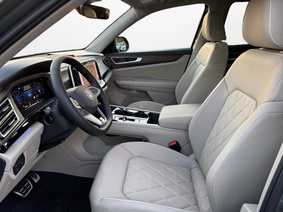 2026 Volkswagen Atlas SEL Premium R-Line