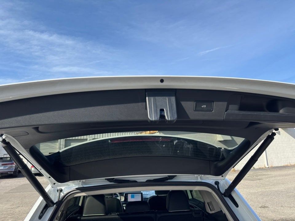 2026 Volkswagen Atlas SEL Premium R-Line