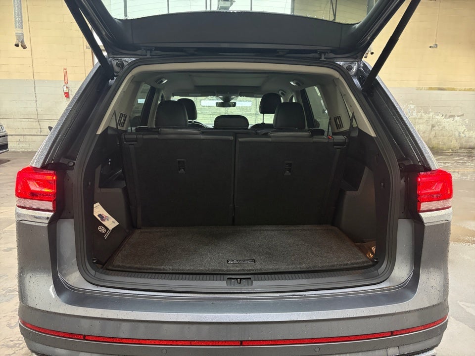 2022 Volkswagen Atlas 3.6L V6 SEL Premium R-Line