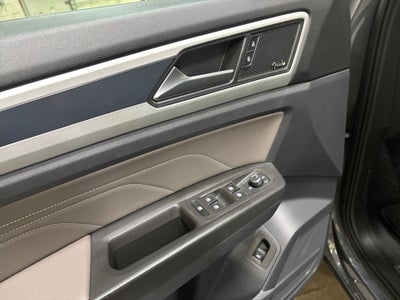 2022 Volkswagen Atlas 3.6L V6 SEL Premium R-Line