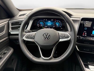 2026 Volkswagen Atlas Cross Sport SE with Technology