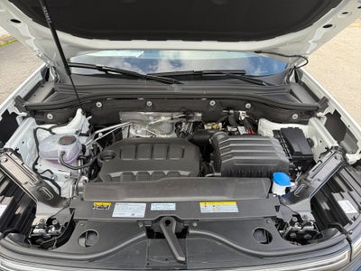 2026 Volkswagen Atlas Cross Sport SE with Technology