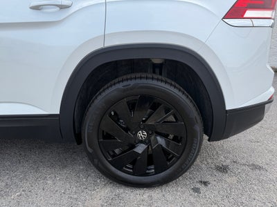 2026 Volkswagen Atlas Cross Sport SE with Technology