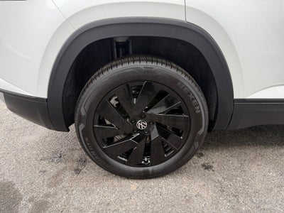 2026 Volkswagen Atlas Cross Sport SE with Technology