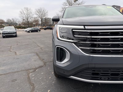 2026 Volkswagen Atlas SE with Technology