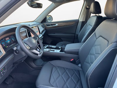 2026 Volkswagen Atlas SE with Technology