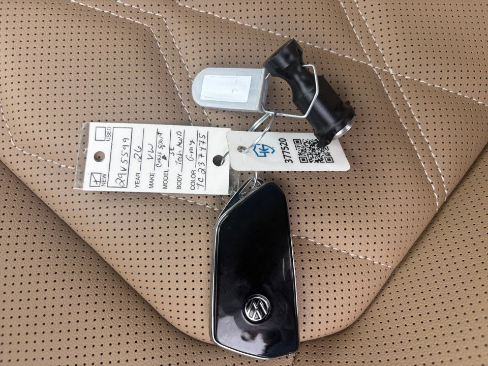 2026 Volkswagen Atlas Cross Sport 2.0T SE w/Technology