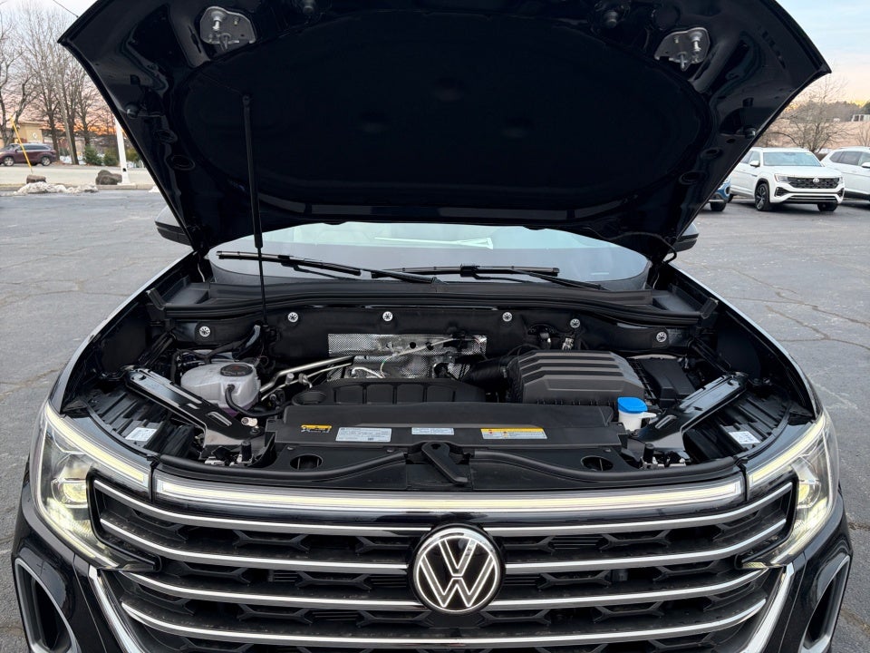 2026 Volkswagen Atlas SE with Technology