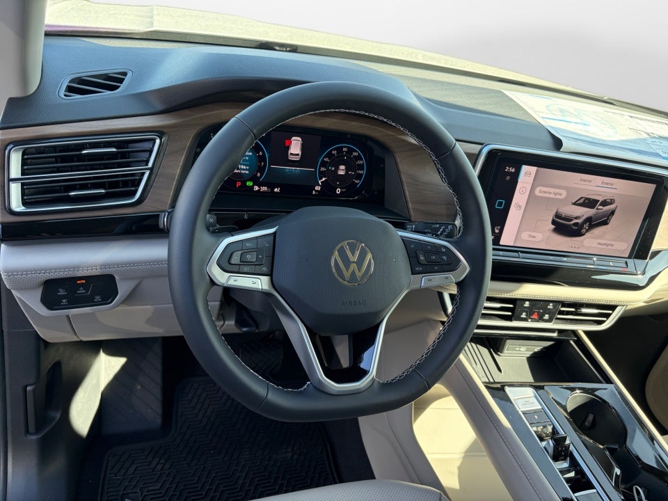 2026 Volkswagen Atlas SE with Technology