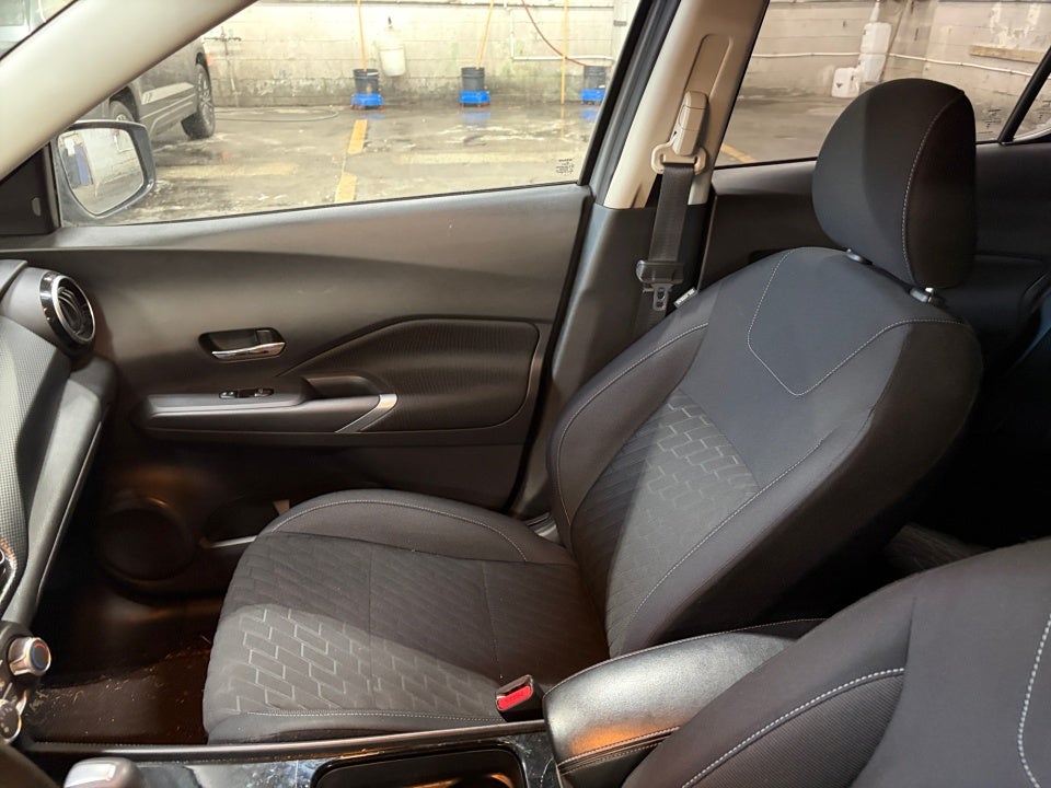 2023 Nissan Kicks SV Xtronic CVT