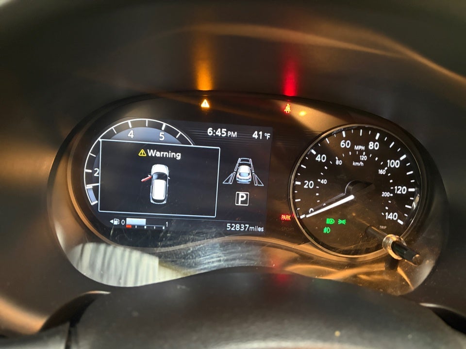 2023 Nissan Kicks SR Xtronic CVT