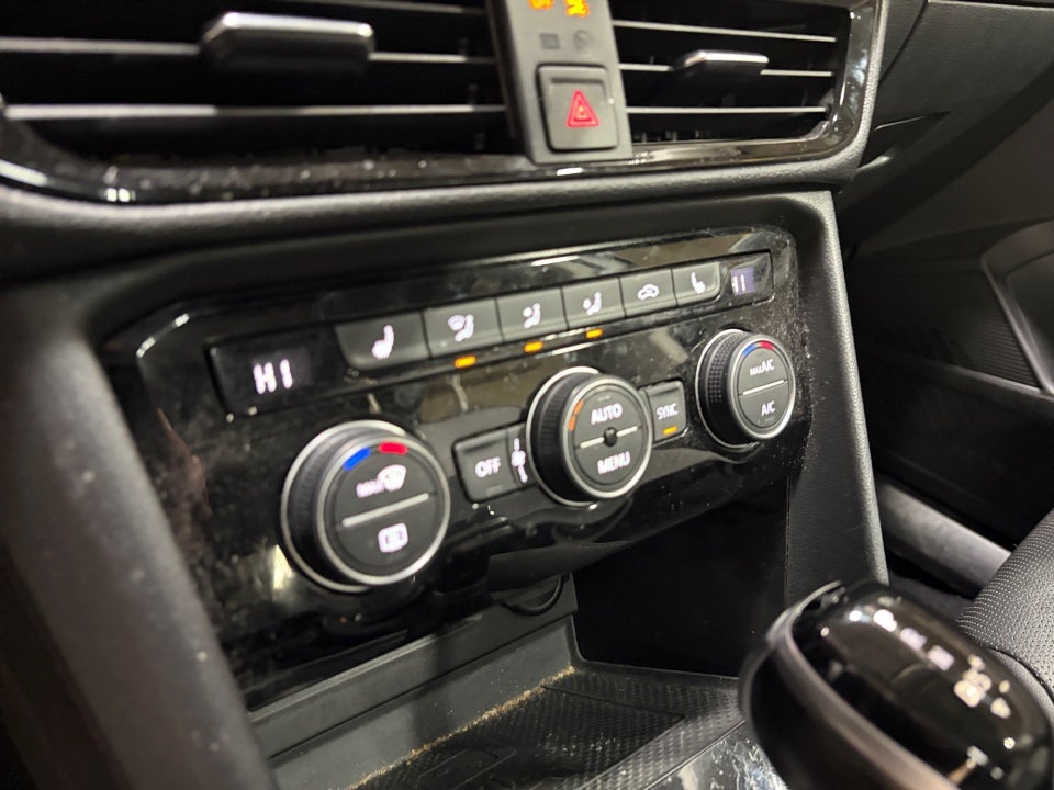 2022 Volkswagen Taos 1.5T SEL