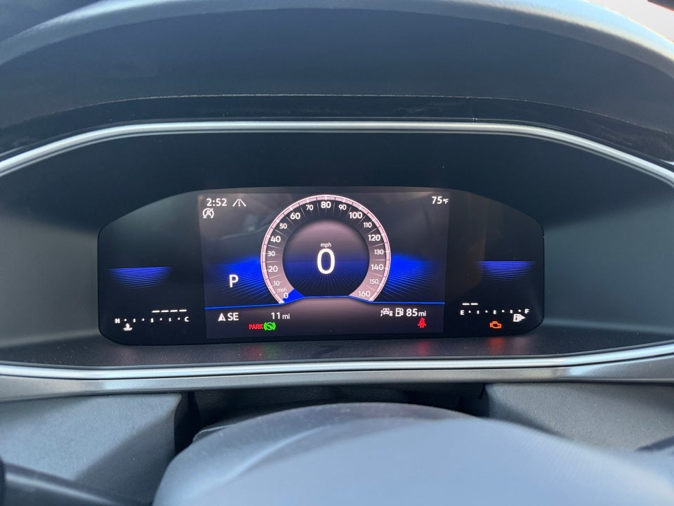 2026 Volkswagen Taos SE Black