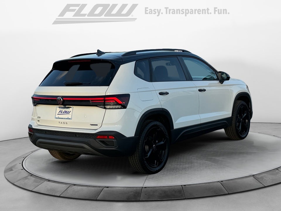 2026 Volkswagen Taos SE Black