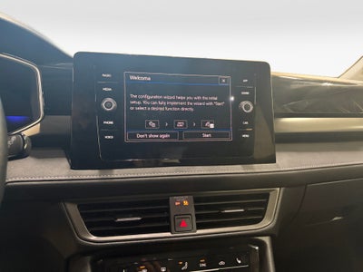 2025 Volkswagen Taos 1.5T SE Black