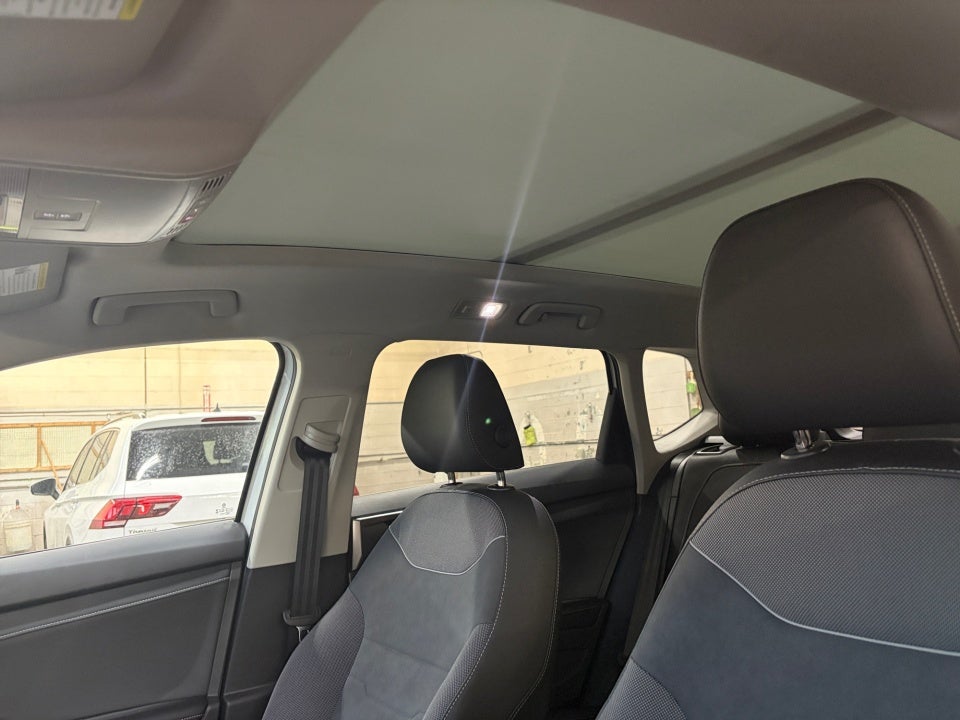 2025 Volkswagen Taos 1.5T SE Black