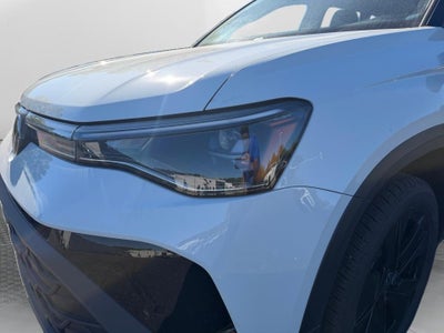 2027 Volkswagen Taos SE Black