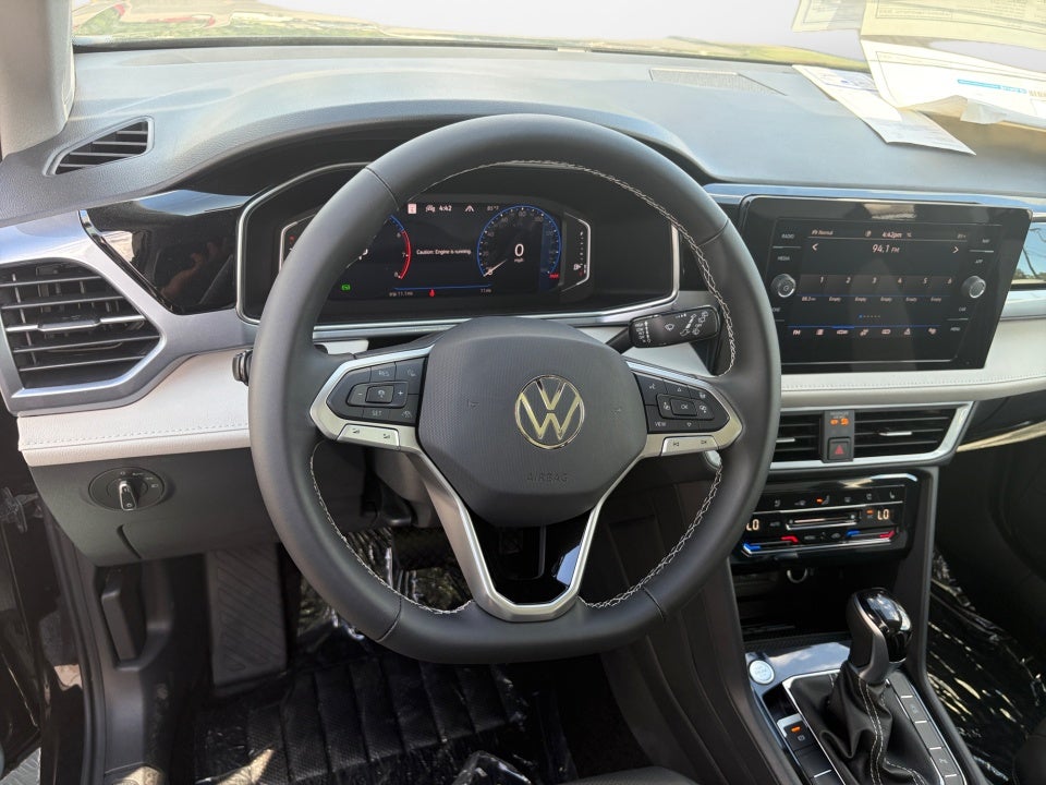 2026 Volkswagen Taos SEL