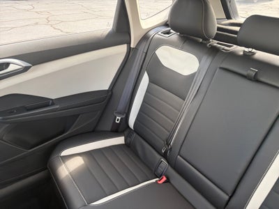 2026 Volkswagen Taos SEL