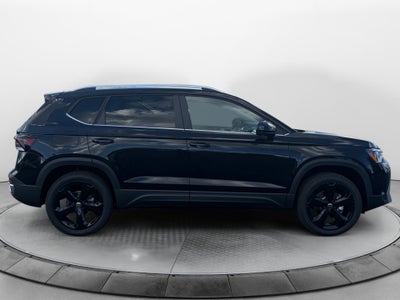 2026 Volkswagen Taos SEL