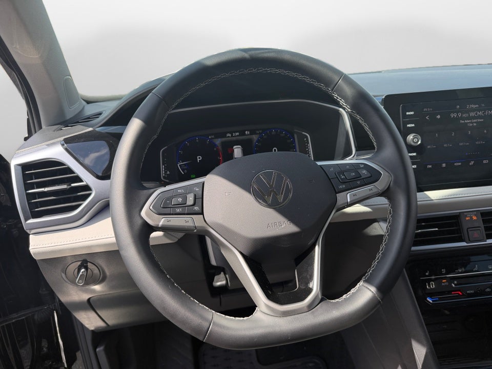 2025 Volkswagen Taos 1.5T SEL