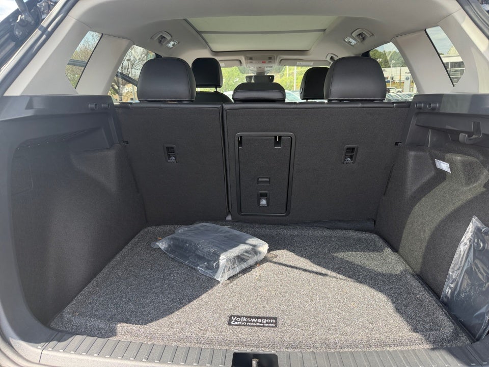 2025 Volkswagen Taos 1.5T SEL