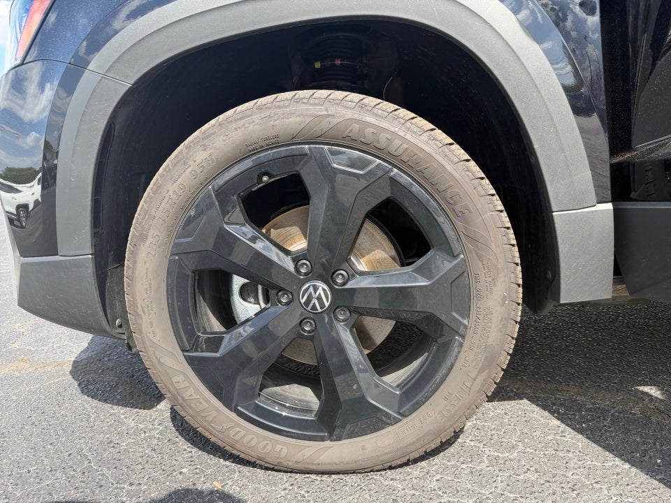 2025 Volkswagen Taos 1.5T SEL