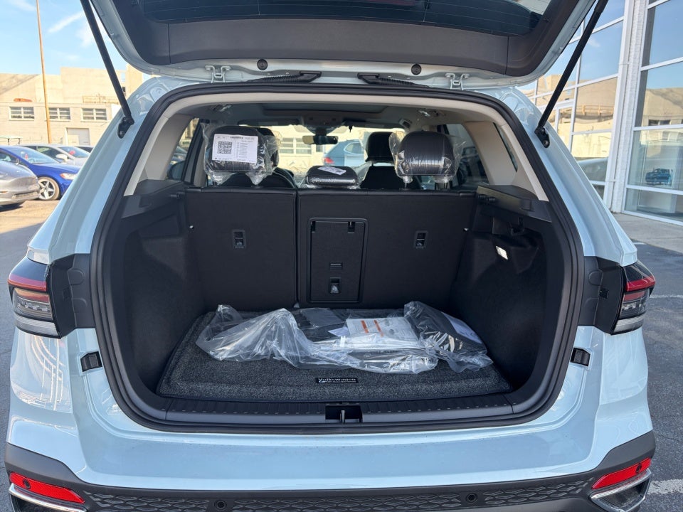 2026 Volkswagen Taos SEL