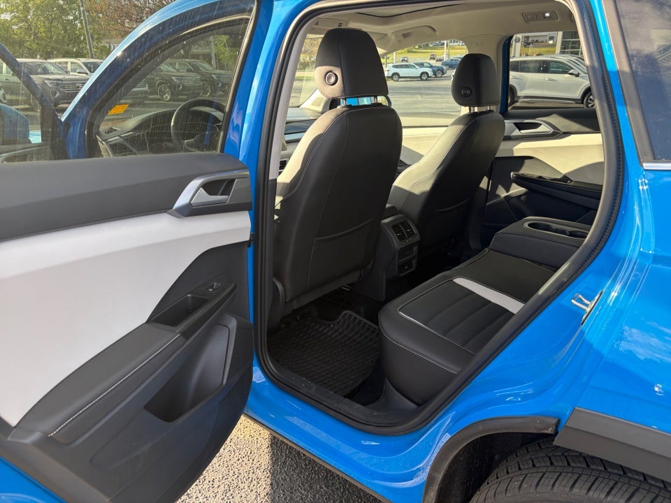 2025 Volkswagen Taos 1.5T SEL