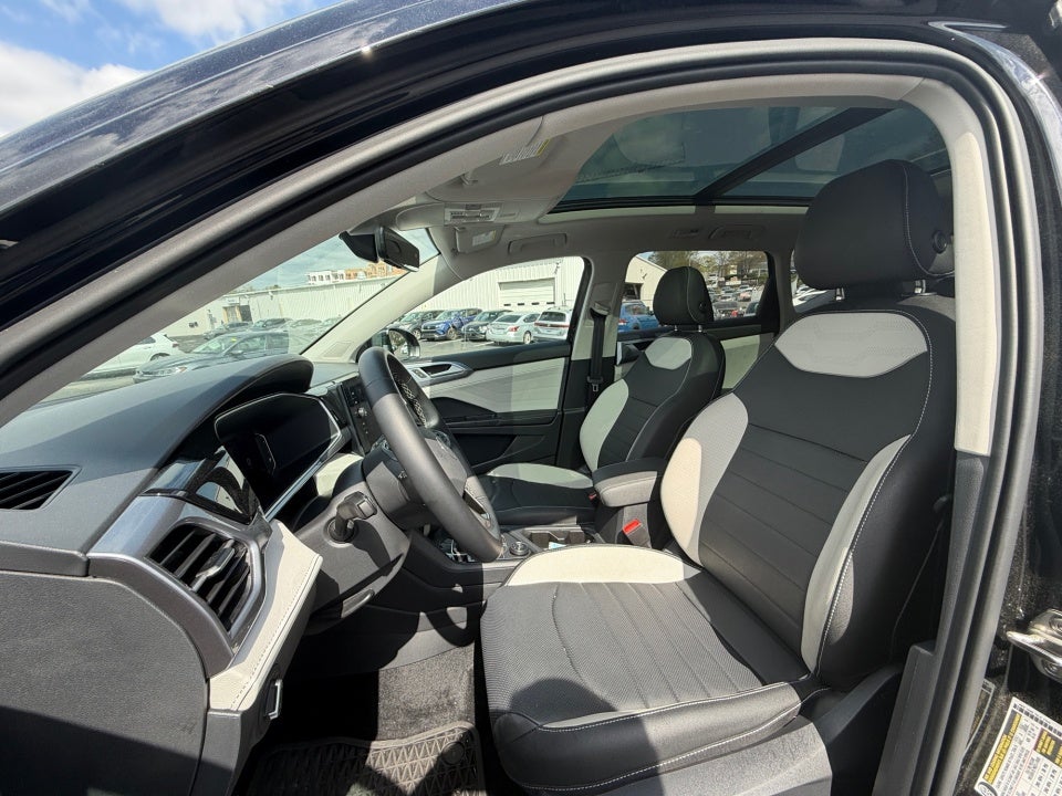 2025 Volkswagen Taos 1.5T SEL