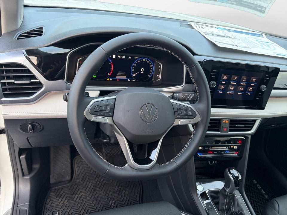 2026 Volkswagen Taos SEL