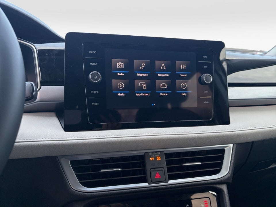 2026 Volkswagen Taos SEL