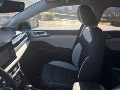 2026 Volkswagen Taos SEL