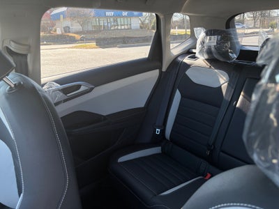 2026 Volkswagen Taos SEL