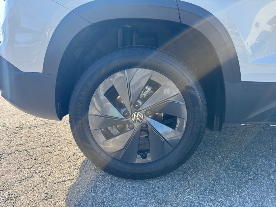 2026 Volkswagen Taos S